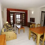 Hotel-apartamentos Andorra מלון דירות