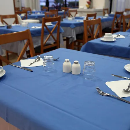 Hotel-apartamentos Andorra Апарт-отель 3*